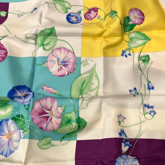 Patek Philippe silk Floral Multicolor scarf! New! - Picture 1 of 6